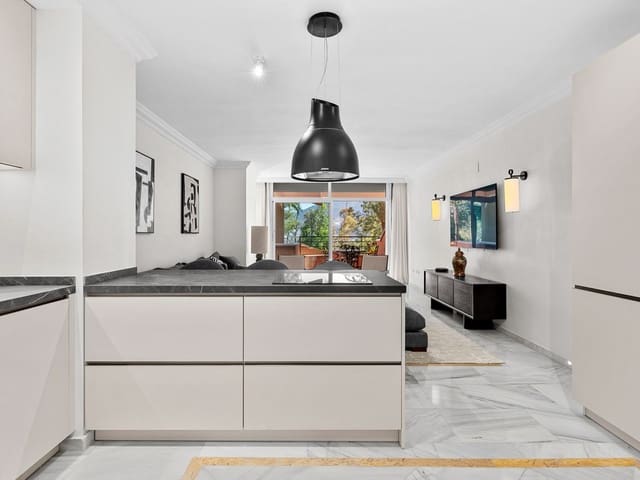 Image No.11-3 Bed Apartment for sale