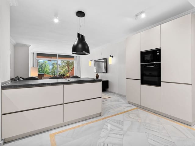 Image No.12-3 Bed Apartment for sale