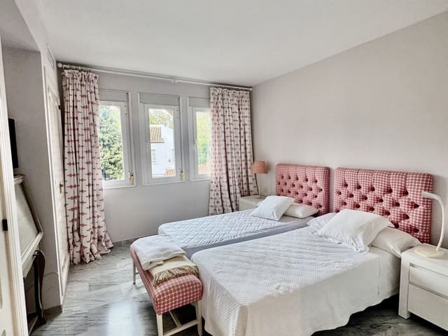 Image No.13-4 Bed Penthouse for sale