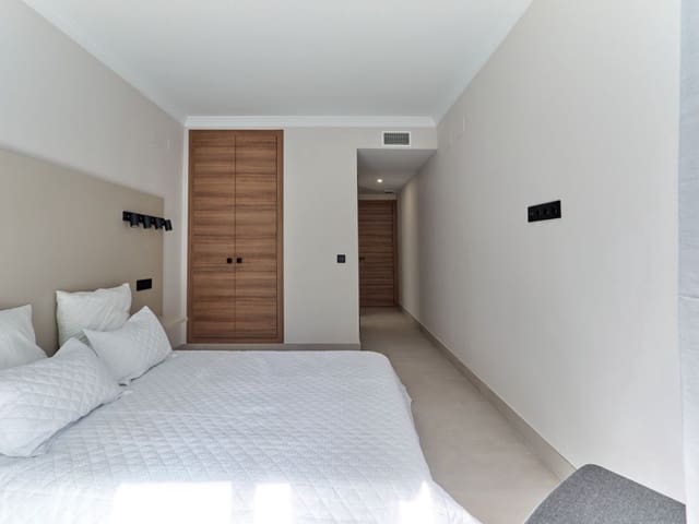 Image No.10-3 Bed Apartment for sale