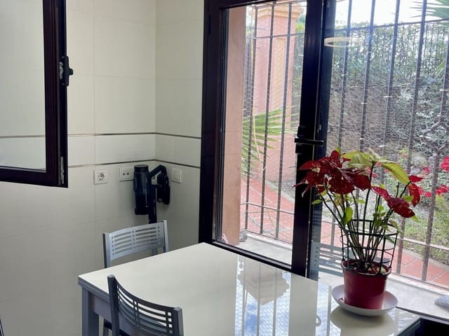 Image No.4-3 Bed Townhouse for sale