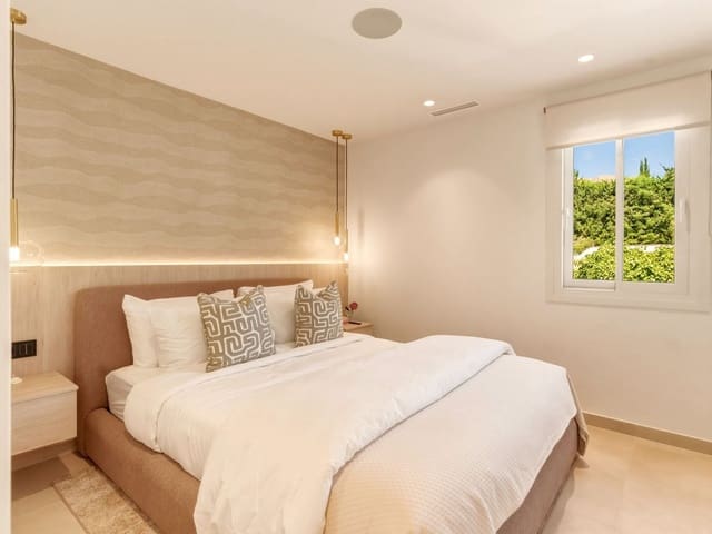 Image No.16-3 Bed Townhouse for sale