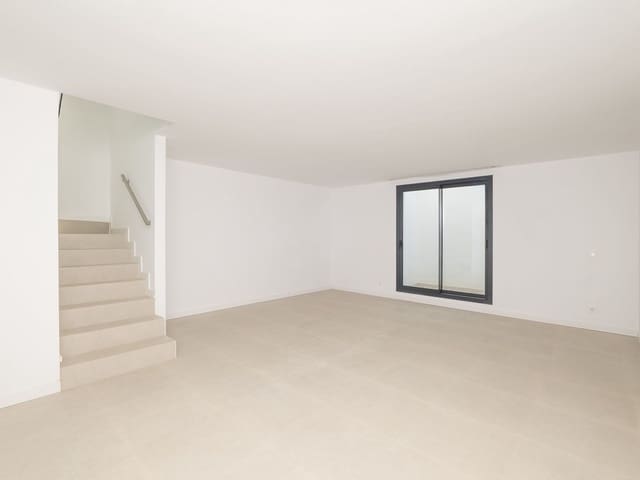 Image No.5-3 Bed Villa for sale