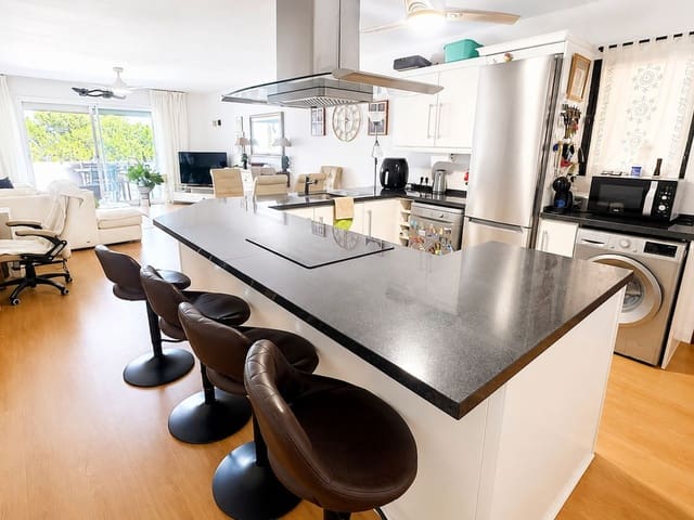 Image No.8-2 Bed Apartment for sale