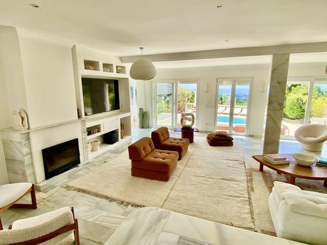 Image No.12-4 Bed Villa for sale