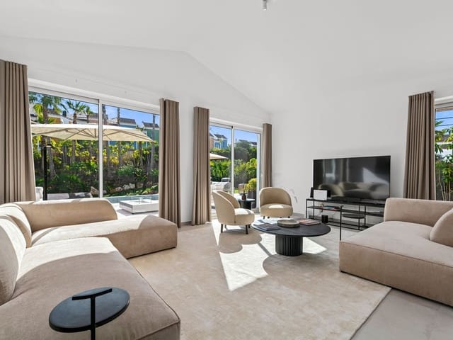 Image No.7-4 Bed Villa for sale