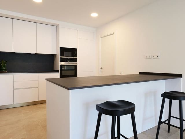 Image No.8-2 Bed Apartment for sale