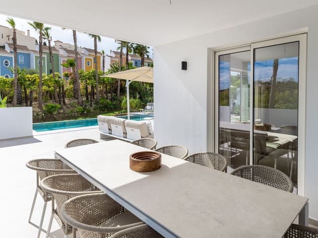 Image No.6-4 Bed Villa for sale