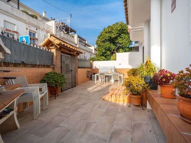 Image No.3-3 Bed Townhouse for sale