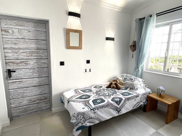 Image No.7-3 Bed Villa for sale