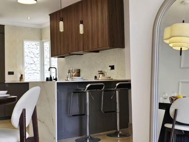 Image No.9-3 Bed Apartment for sale