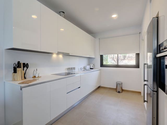 Image No.11-4 Bed Townhouse for sale