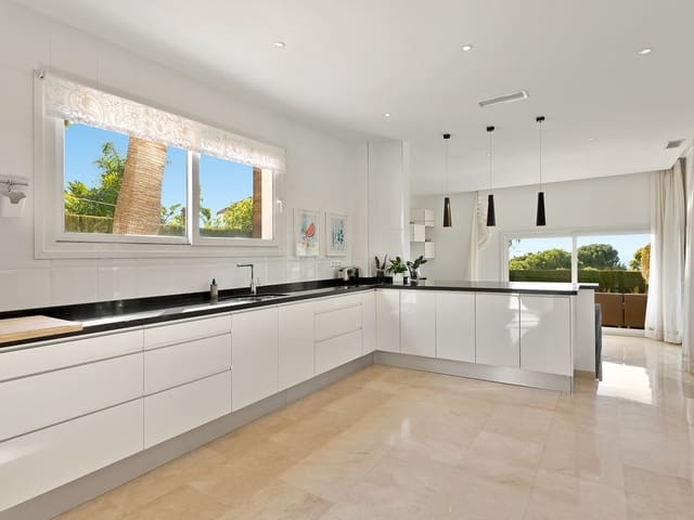 Image No.17-4 Bed Villa for sale