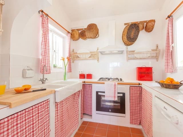Image No.10-3 Bed Villa for sale
