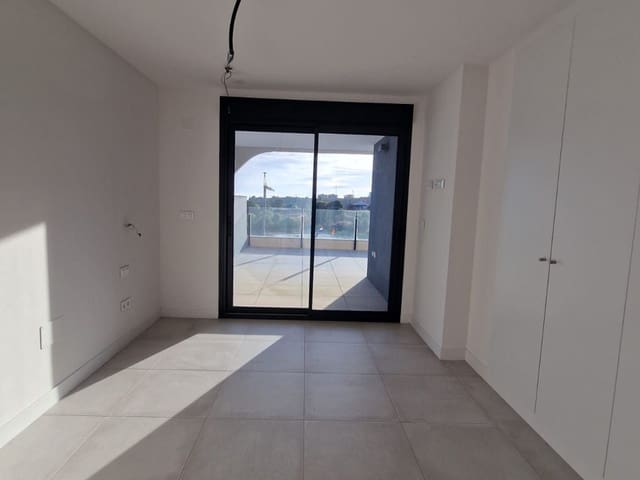 Image No.10-3 Bed Apartment for sale