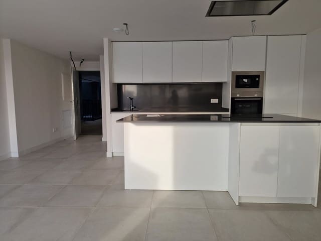 Image No.7-3 Bed Apartment for sale