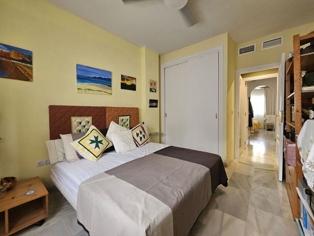 Image No.12-3 Bed Apartment for sale