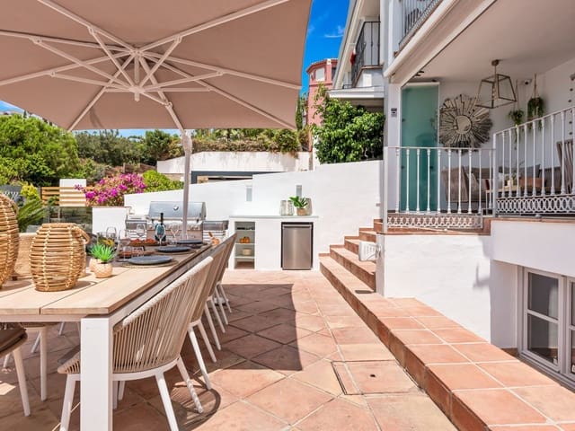 Image No.5-5 Bed Townhouse for sale