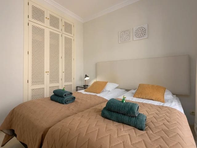 Image No.20-2 Bed Apartment for sale
