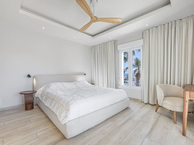 Image No.14-6 Bed Villa for sale