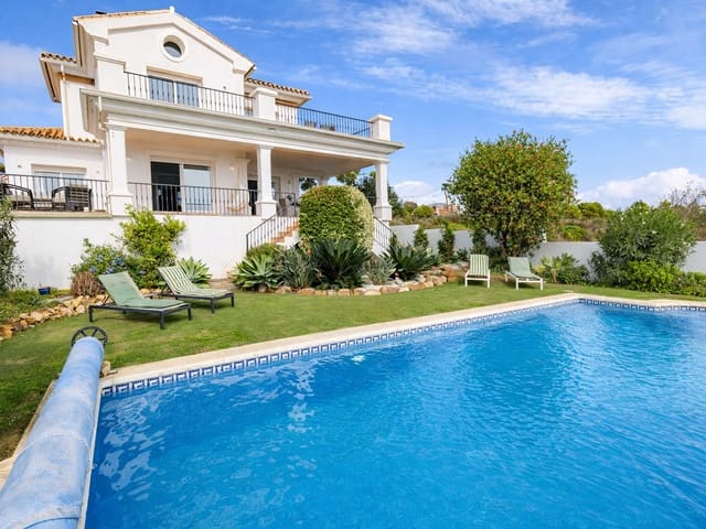 Image No.2-4 Bed Villa for sale