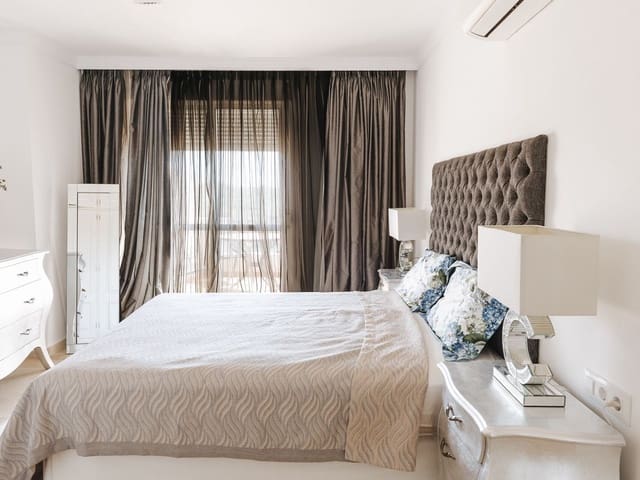 Image No.15-4 Bed Penthouse for sale