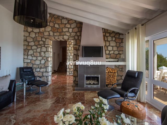 Image No.16-7 Bed Villa for sale