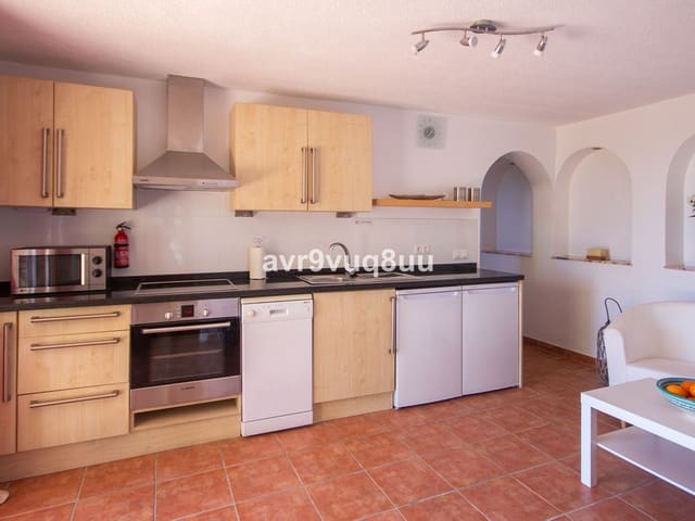 Image No.20-7 Bed Villa for sale