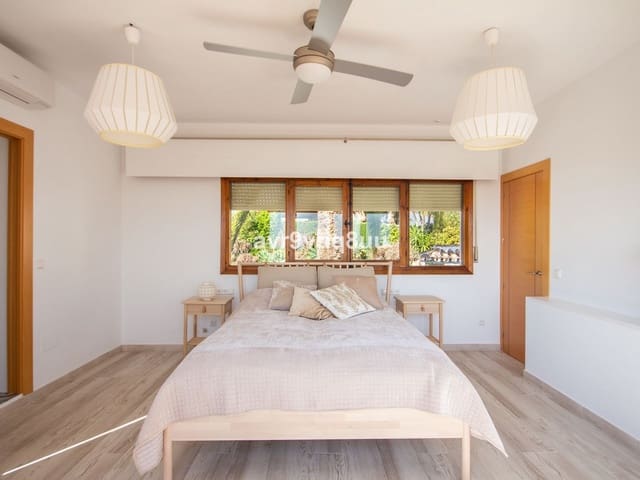 Image No.23-7 Bed Villa for sale