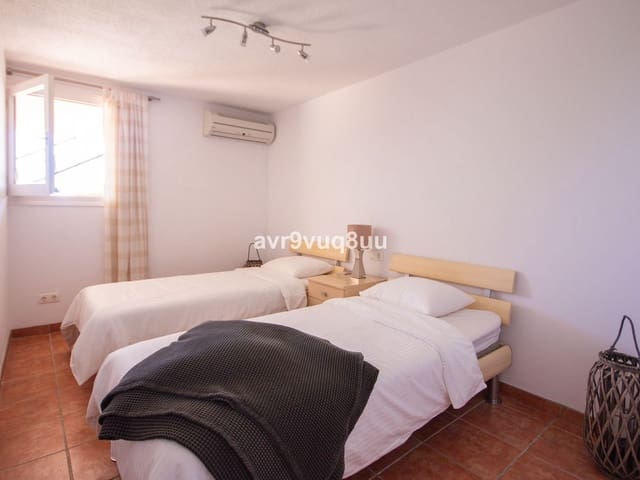 Image No.33-7 Bed Villa for sale