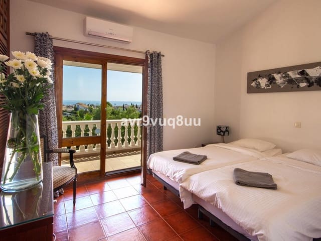 Image No.34-7 Bed Villa for sale