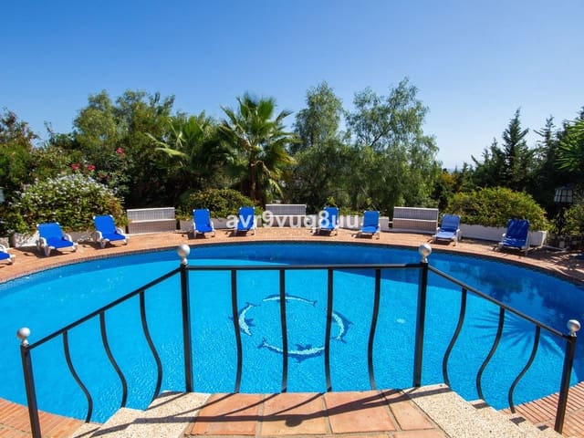 Image No.9-7 Bed Villa for sale