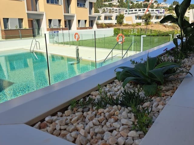 Image No.4-3 Bed Townhouse for sale