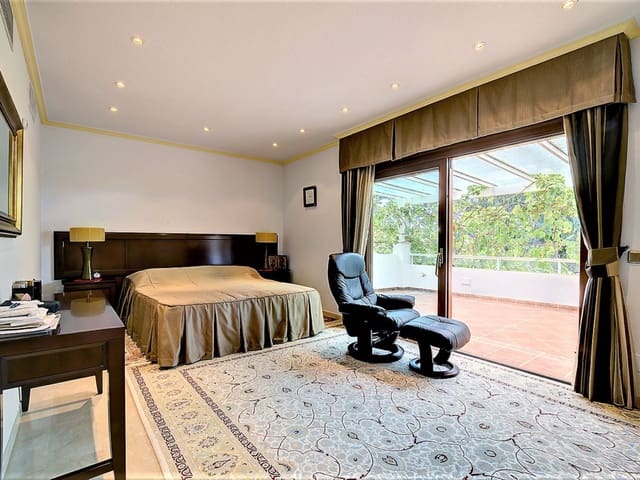 Image No.19-5 Bed Villa for sale