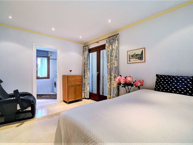 Image No.24-5 Bed Villa for sale