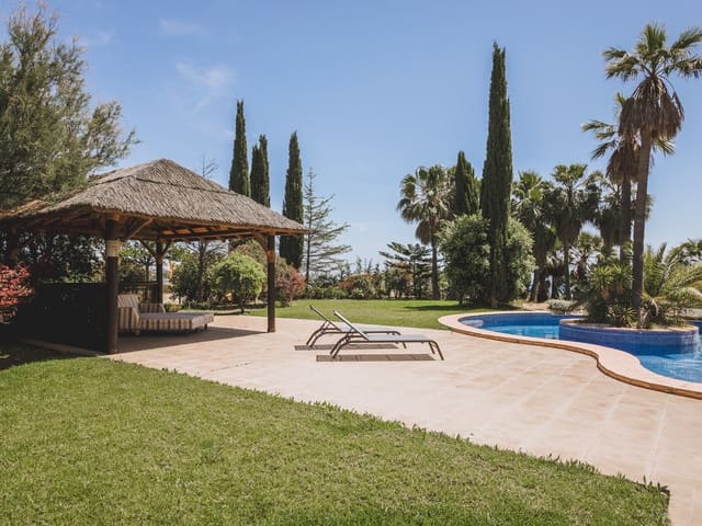 Image No.12-7 Bed Villa for sale