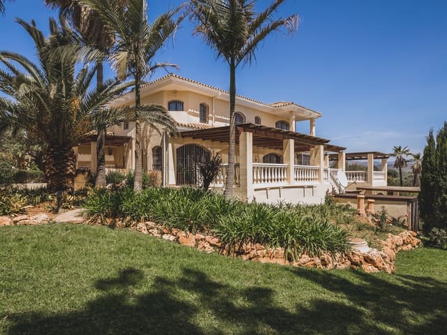 Image No.13-7 Bed Villa for sale