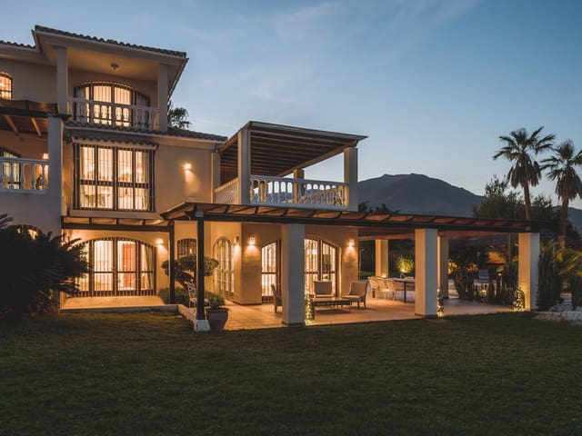 Image No.2-7 Bed Villa for sale