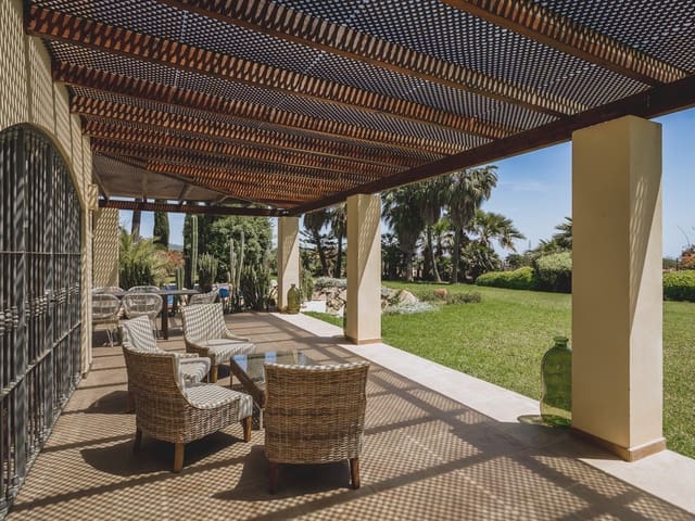 Image No.33-7 Bed Villa for sale