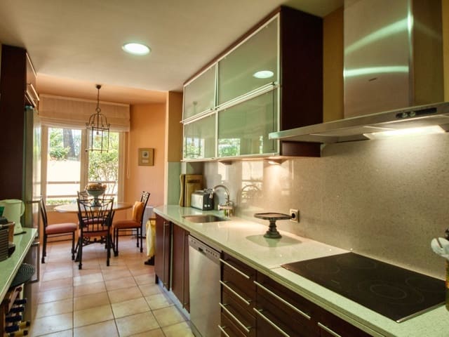 Image No.10-2 Bed Apartment for sale