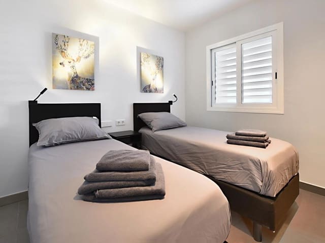 Image No.13-3 Bed Apartment for sale