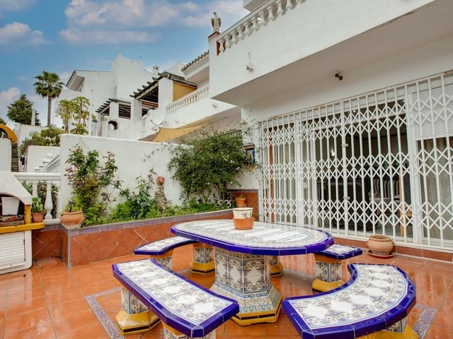 Image No.3-3 Bed Townhouse for sale
