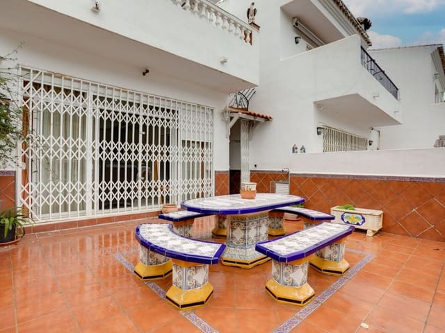 Image No.5-3 Bed Townhouse for sale