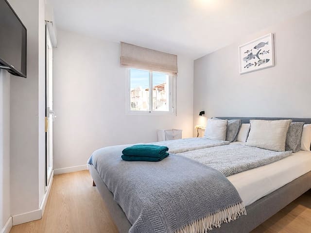 Image No.15-3 Bed Townhouse for sale