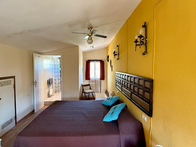 Image No.8-3 Bed Villa for sale