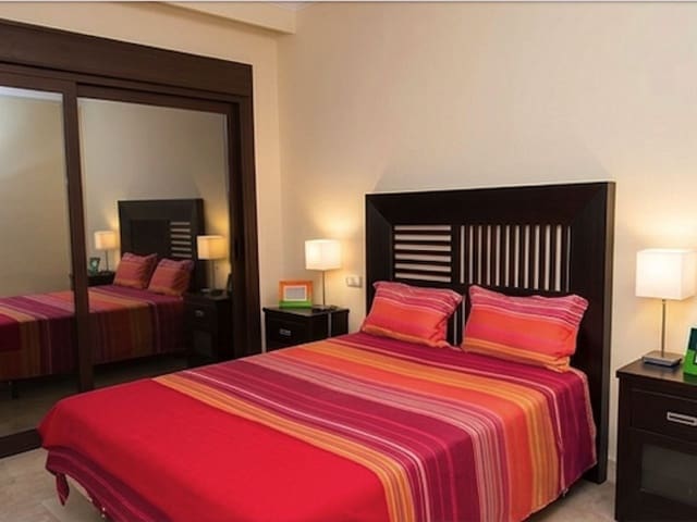 Image No.9-2 Bed Apartment for sale