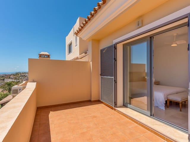Image No.4-3 Bed Townhouse for sale