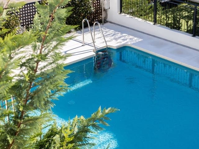 Image No.2-3 Bed Townhouse for sale