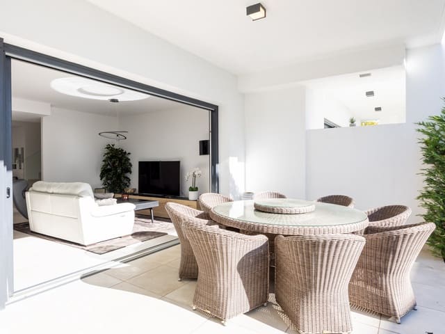 Image No.5-3 Bed Townhouse for sale