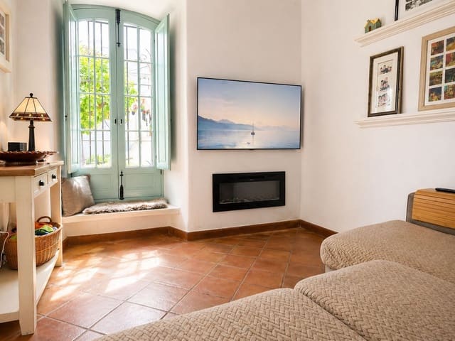 Image No.8-4 Bed Townhouse for sale